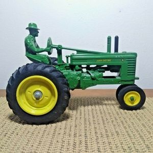 Ertl John Deere 1945-1985 40th Anniversary